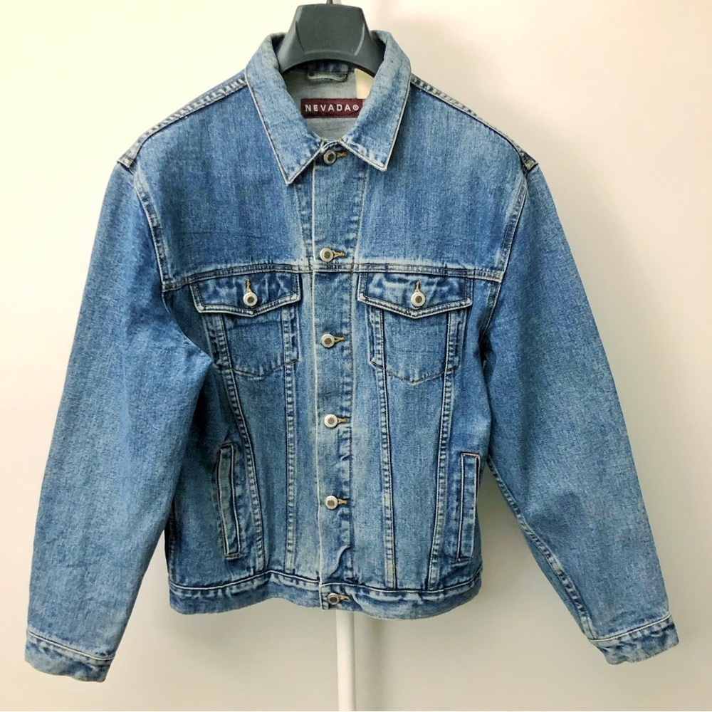 Vintage Nevada Men's Oversized Denim Jacket Size Medium Casual Street Wear Coat.